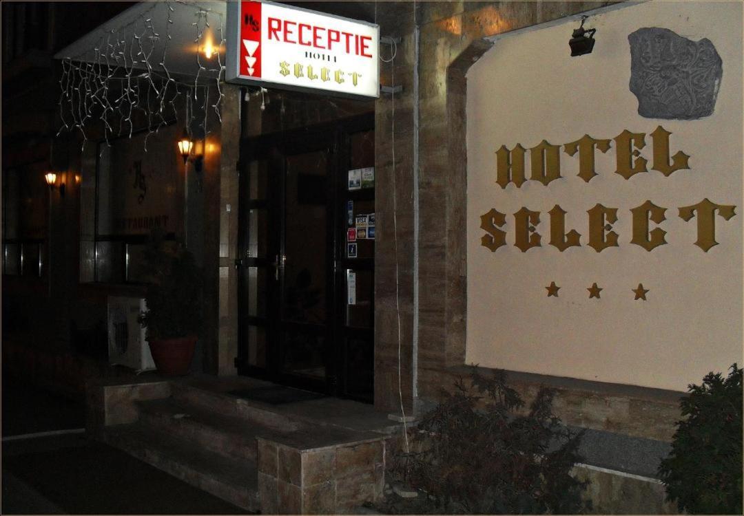 Hotel Select Bistriţa Exterior foto